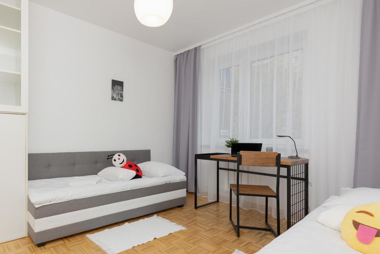 Family Apartment Bogatynska Bemowo By Noclegi Renters Warsaw Exterior photo